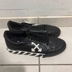 Off-White Black Leather Men's Sneakers
